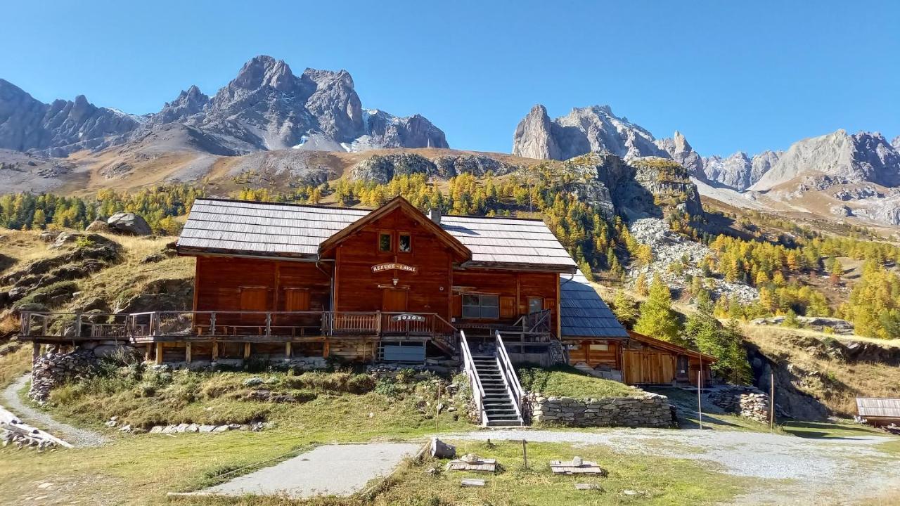 Appartement De Charme Le 1707 Au Coeur De La Cite Vauban Briançon Eksteriør billede